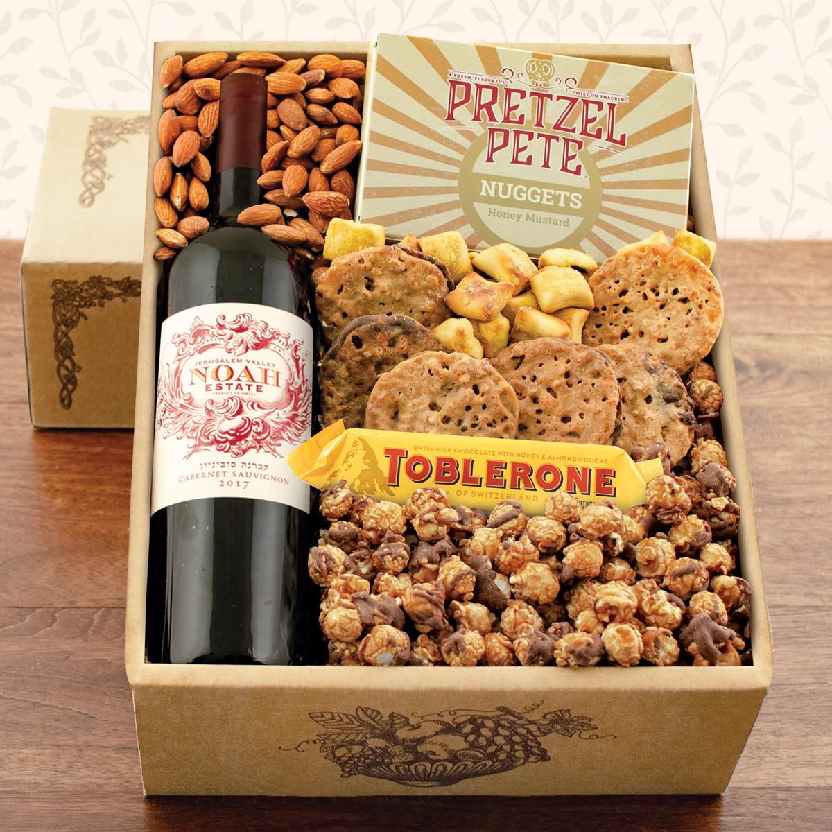 Cabernet & Snax Gift Box