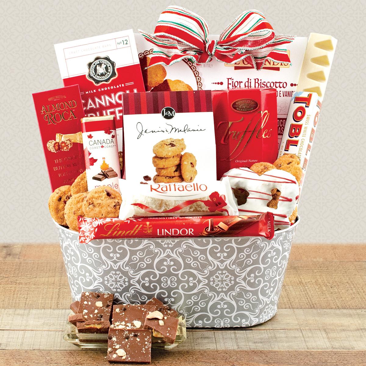 Capalbo's Holiday Cheer Gift Basket